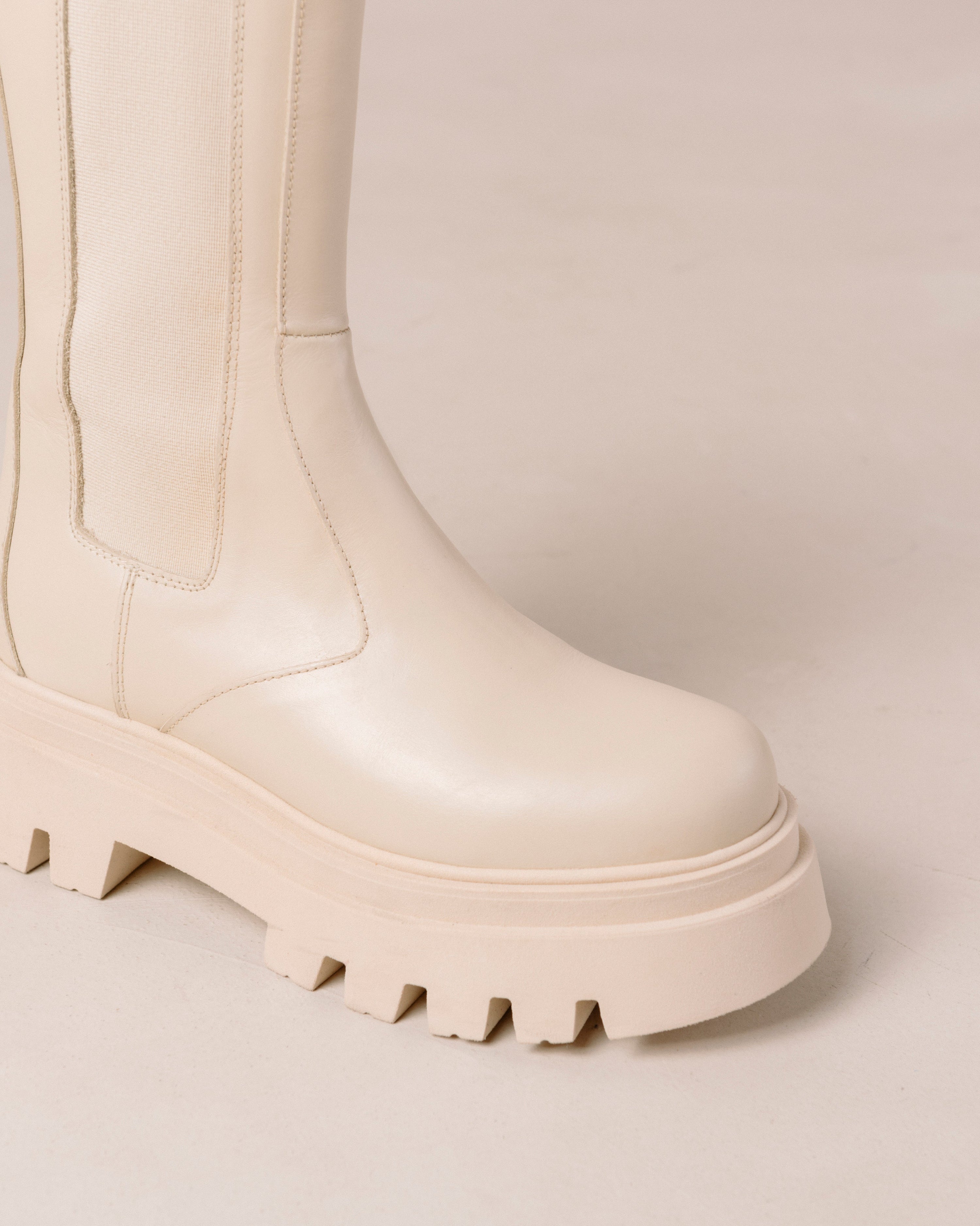 All Rounder Cream Leather Ankle Boots Ankle Boots ALOHAS