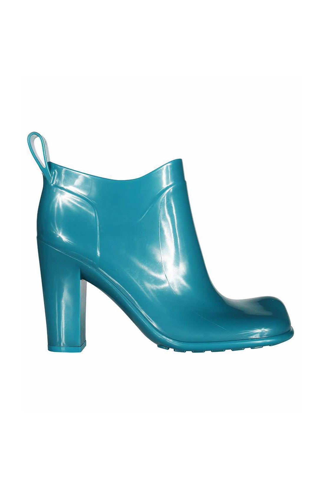 Shine rubber boots